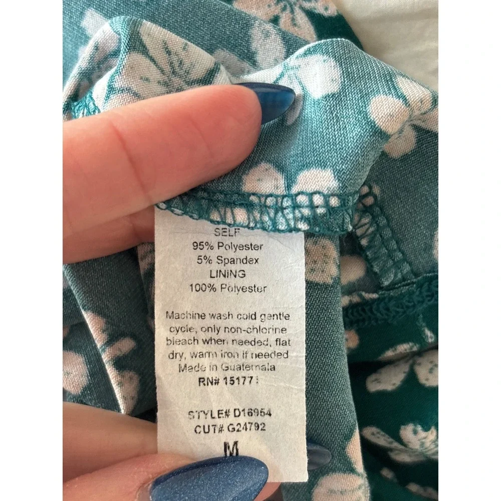 Kaileigh Green Floral Faux Wrap Midi Dress Sleeveless Ruffle Hem Size M - Picture 6 of 6